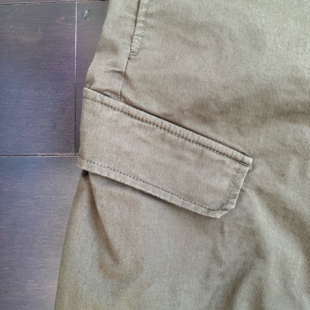 Men shorts - Picture 2 of 7